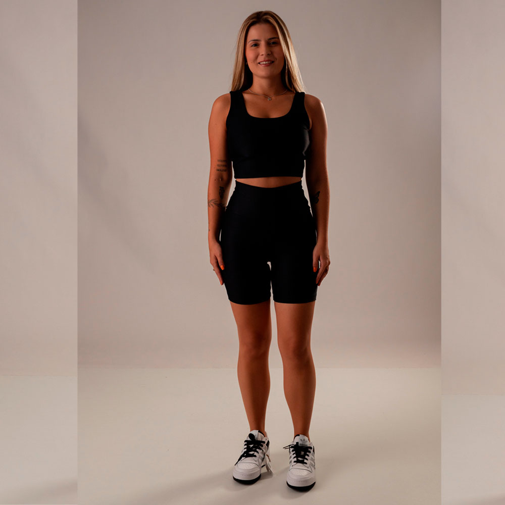 Shorts Fer Preto