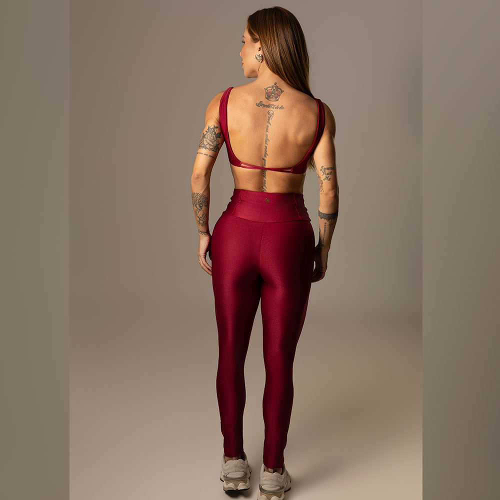 Top Maya Carmim