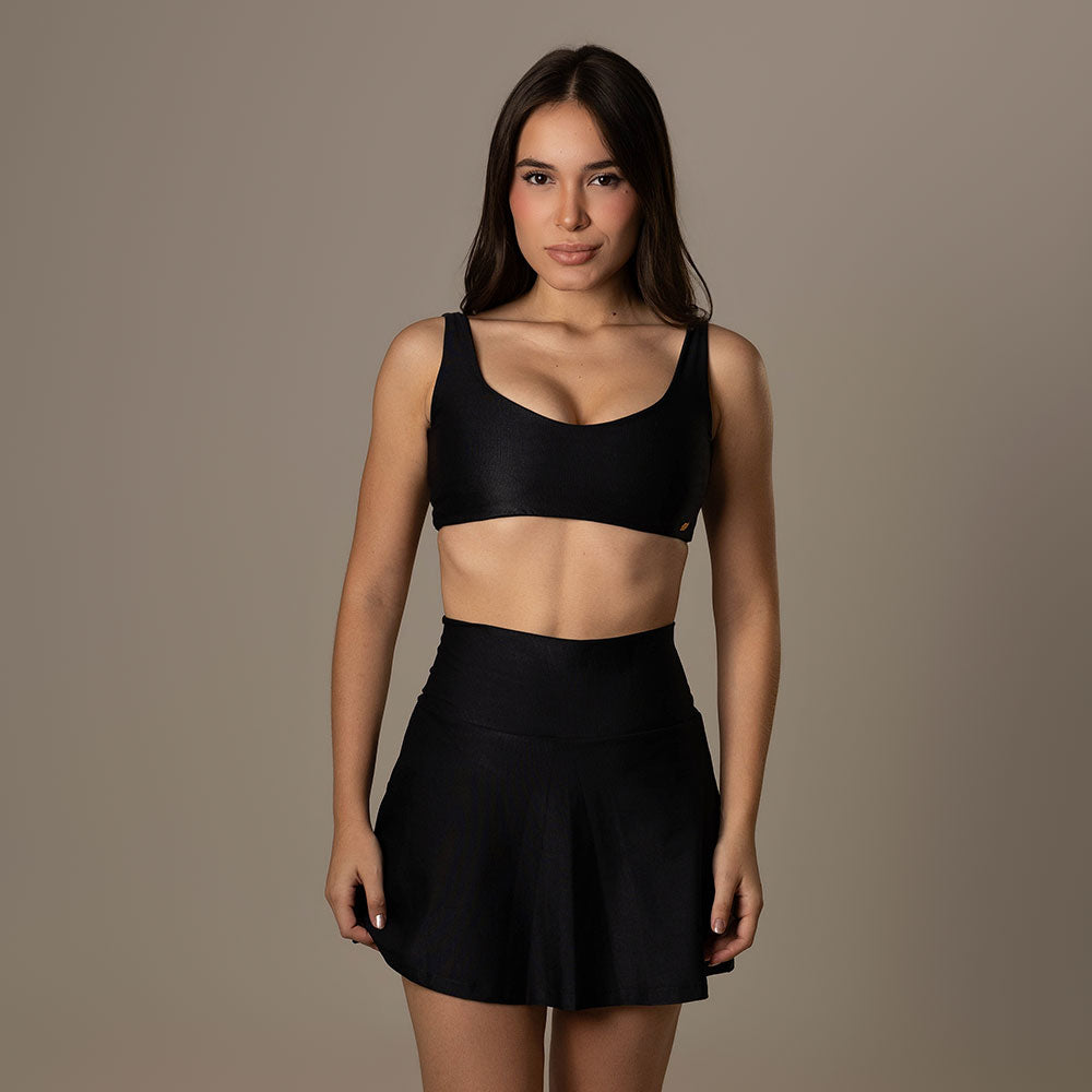 Short Saia Mayra Preto.